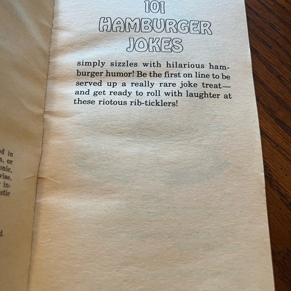 Vintage 1978 book | 101 Hamburger Jokes - Picture 10 of 11